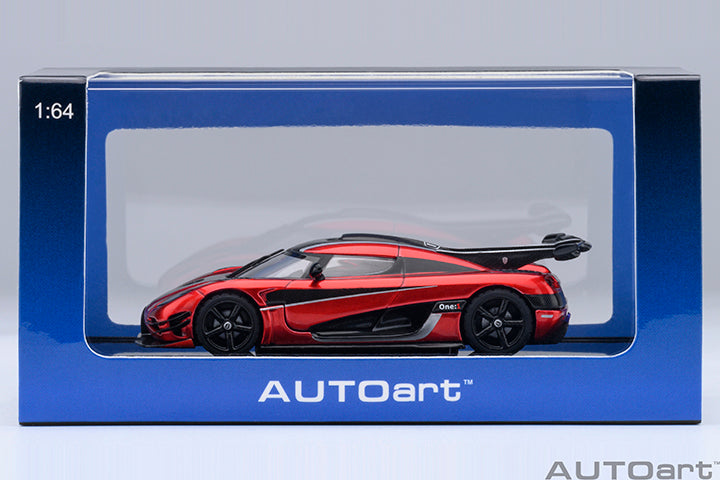 20040 KOENIGSEGG ONE : 1 (APPLE RED/CARBON FIBER/SILVER STRIPES)