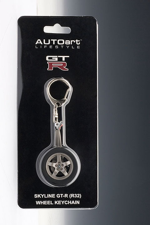 41562 NISSAN SKYLINE GT-R(R32) WHEEL KEYCHAIN (WITH GT-R EMBLEM HANGED)