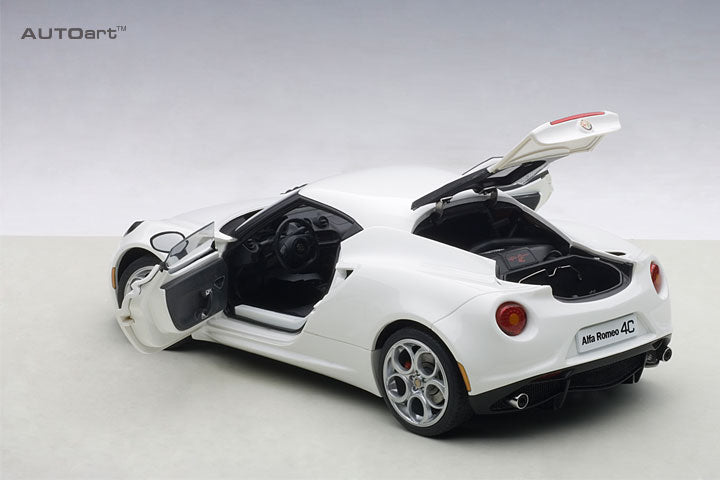 70185 ALFA ROMEO 4C (GLOSS WHITE)