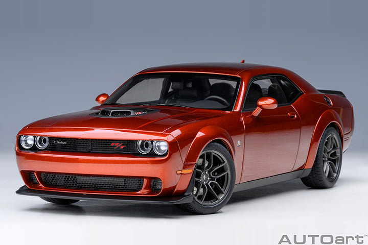 71773 DODGE CHALLENGER R/T SCAT PACK WIDEBODY 2022 (SINAMON STICK)