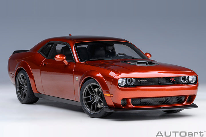 71773 DODGE CHALLENGER R/T SCAT PACK WIDEBODY 2022 (SINAMON STICK)