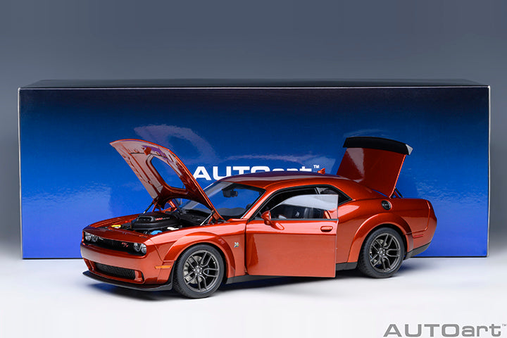 71773 DODGE CHALLENGER R/T SCAT PACK WIDEBODY 2022 (SINAMON STICK)