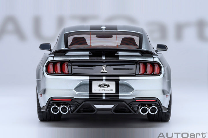 73096 FORD MUSTANG SHELBY GT500 (ICONIC SILVER)