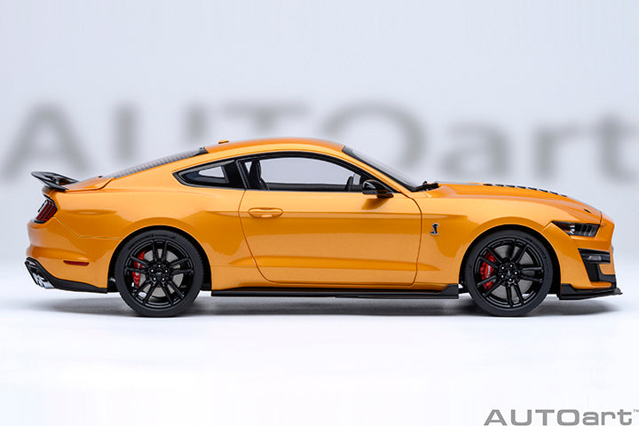 73099 FORD MUSTANG SHELBY GT500 (CYBER ORANGE)