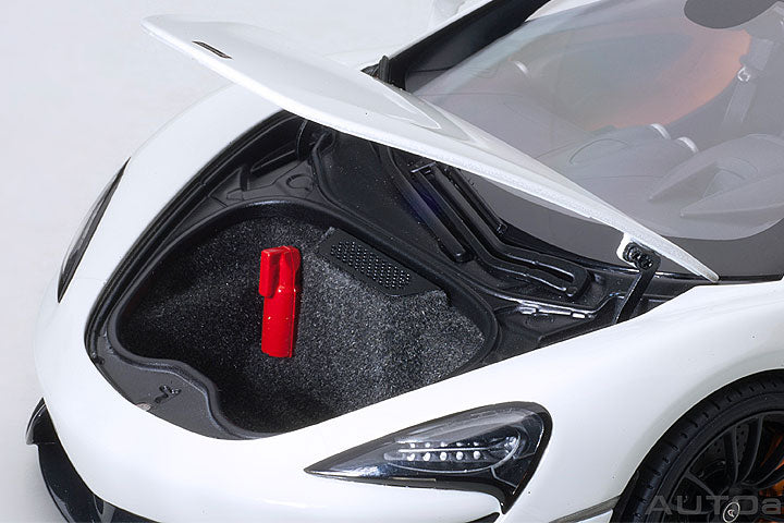 76041 McLAREN 570S (WHITE/BLACK WHEELS)