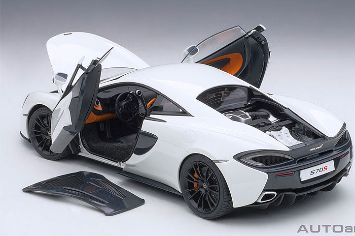 76041 McLAREN 570S (WHITE/BLACK WHEELS)