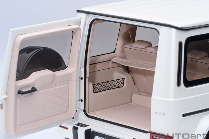 76356 MERCEDES-AMG G63 2019 (DESIGNO BRILLIANT WHITE METALLIC)
