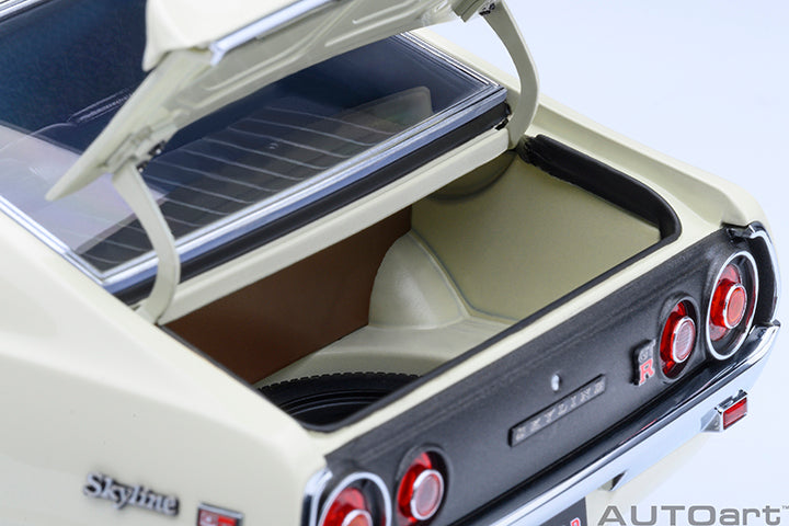 77467 NISSAN SKYLINE 2000 GT-R (KPGC110) TUNED VERSION (WHITE)