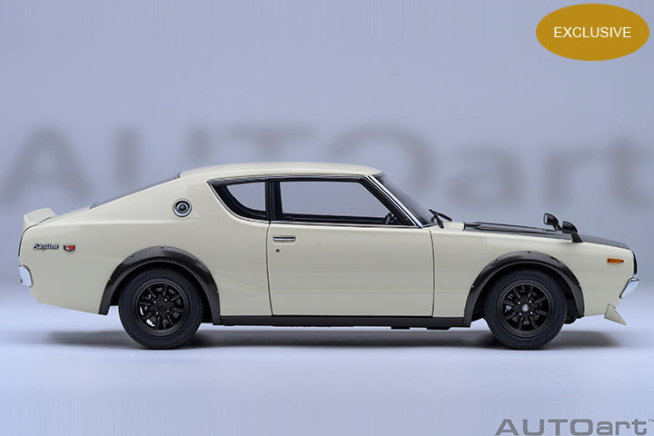 77478 *Exclusive* NISSAN SKYLINE 2000 GT-R (KPGC110) TUNED VERSION (WHITE/CARBON BONNET)