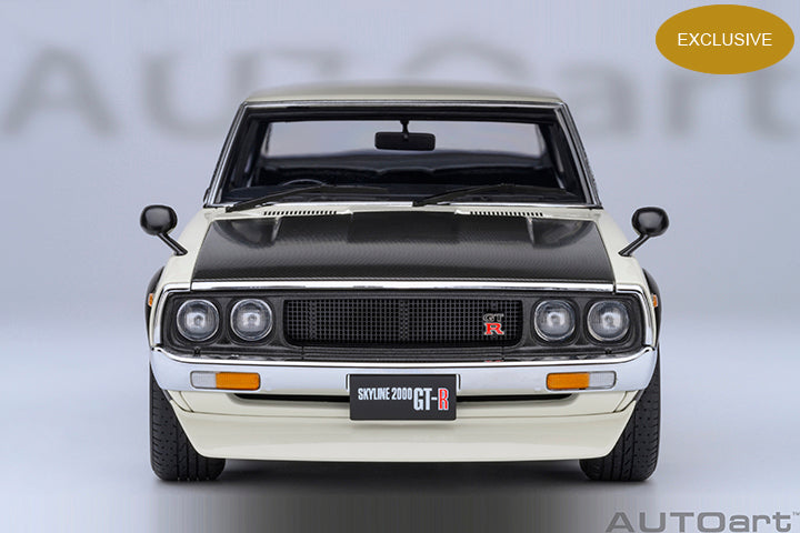 77478 *Exclusive* NISSAN SKYLINE 2000 GT-R (KPGC110) TUNED VERSION (WHITE/CARBON BONNET)