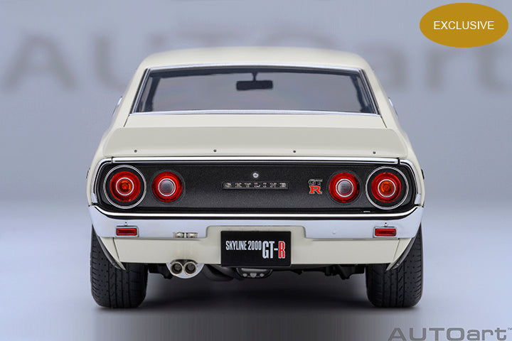 77478 *Exclusive* NISSAN SKYLINE 2000 GT-R (KPGC110) TUNED VERSION (WHITE/CARBON BONNET)
