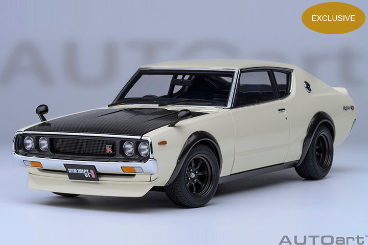 77478 *Exclusive* NISSAN SKYLINE 2000 GT-R (KPGC110) TUNED VERSION (WHITE/CARBON BONNET)