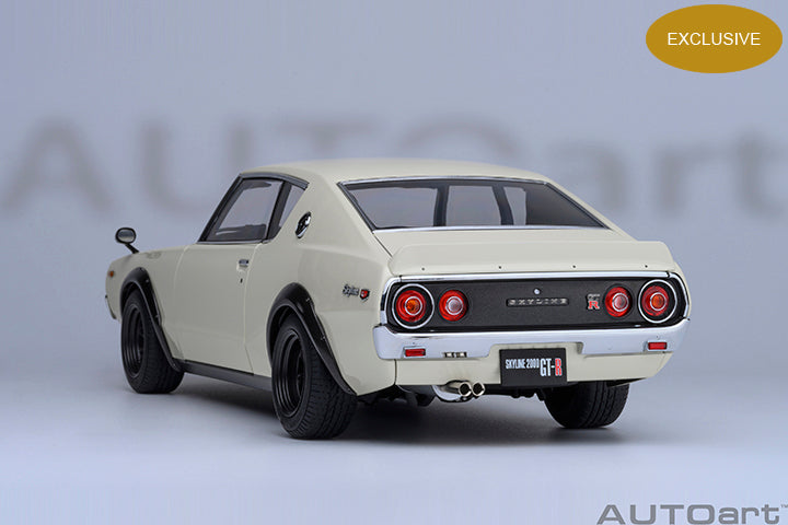 77478 *Exclusive* NISSAN SKYLINE 2000 GT-R (KPGC110) TUNED VERSION (WHITE/CARBON BONNET)