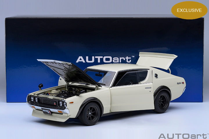 77478 *Exclusive* NISSAN SKYLINE 2000 GT-R (KPGC110) TUNED VERSION (WHITE/CARBON BONNET)