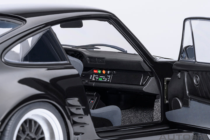 78158 PORSCHE 911 (930) TURBO WANGAN MIDNIGHT "BLACKBIRD" (COMIC #1 VERSION) *Pre-order*