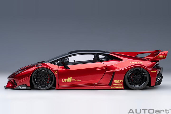 79126 LIBERTY WALK LB SILHOUETTE WORKS HURACAN GT (RED)