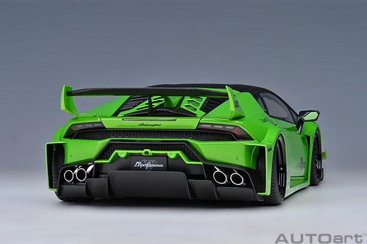 79128 LIBERTY WALK LB SILHOUETTE WORKS HURACAN GT (PEARL GREEN)