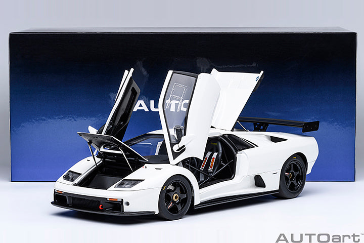 79136 LAMBORGHINI DIABLO GTR (IMPACT WHITE)