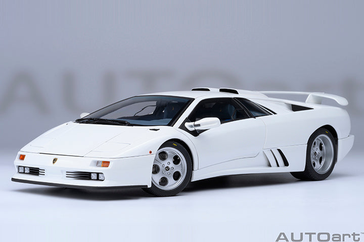 79145 LAMBORGHINI DIABLO SE30 JOTA (IMPACT WHITE)