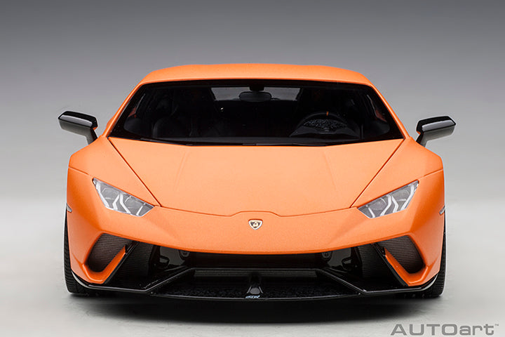 79152 LAMBORGHINI HURACAN PERFORMANTE (ARANCIO ANTHAEUS/MATT ORANGE)