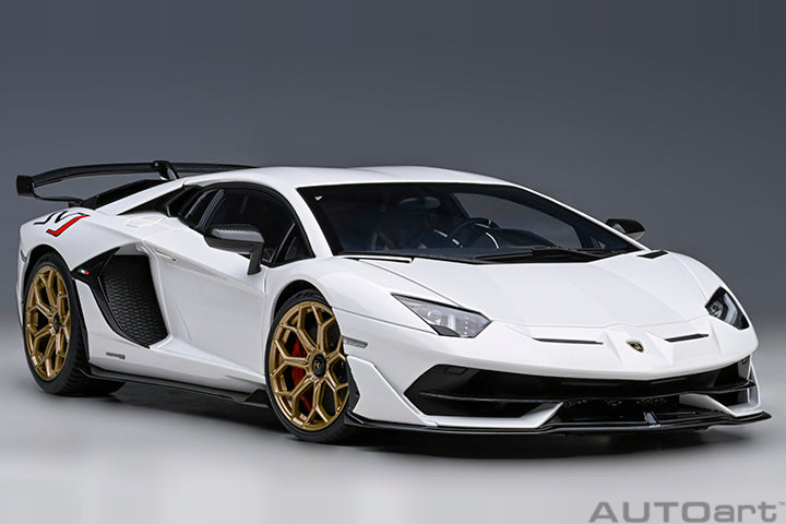 79217 LAMBORGHINI AVENTADOR SVJ (BIANCO ASOPO/PEARL WHITE)
