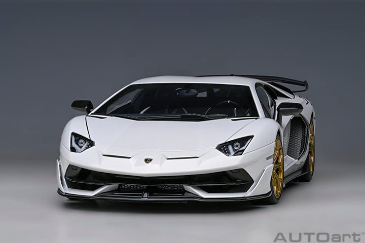 79217 LAMBORGHINI AVENTADOR SVJ (BIANCO ASOPO/PEARL WHITE)