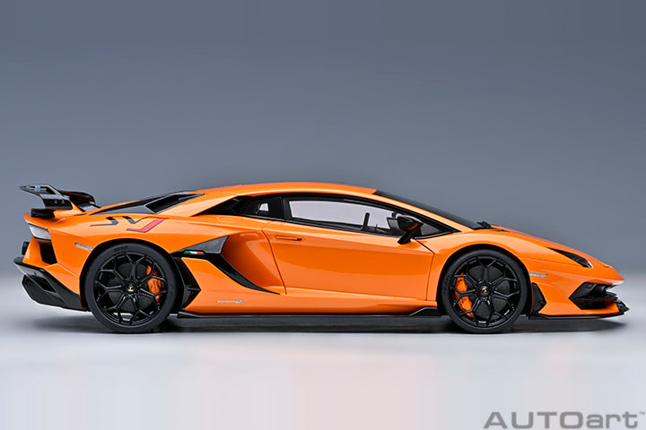 79218 LAMBORGHINI AVENTADOR SVJ (ARANCIO ATLAS/PEARL ORANGE)