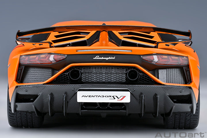 79218 LAMBORGHINI AVENTADOR SVJ (ARANCIO ATLAS/PEARL ORANGE)