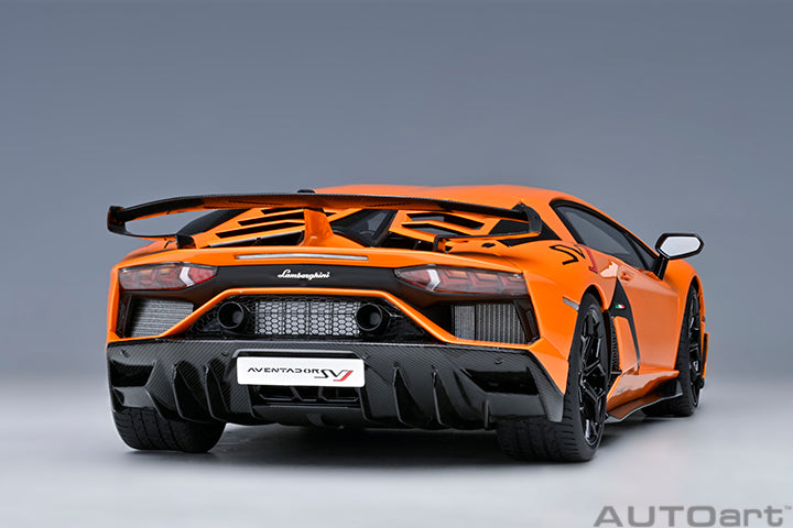 79218 LAMBORGHINI AVENTADOR SVJ (ARANCIO ATLAS/PEARL ORANGE)