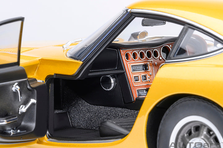 79549 TOYOTA 2000GT 1967 (GOLD)