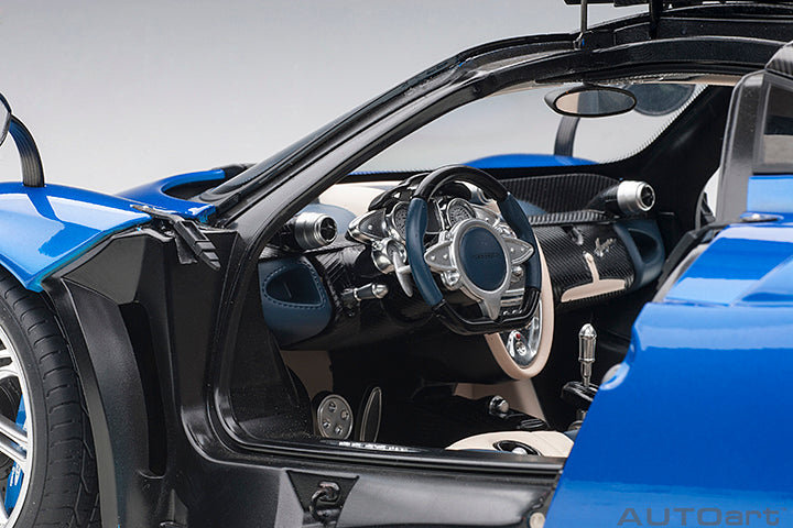 12232 PAGANI HUAYRA (METALLIC BLUE/SILVER WHEELS)