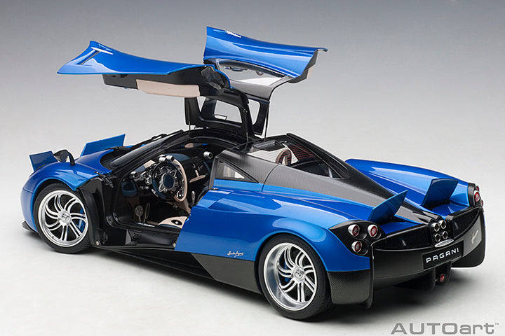 12232 PAGANI HUAYRA (METALLIC BLUE/SILVER WHEELS)