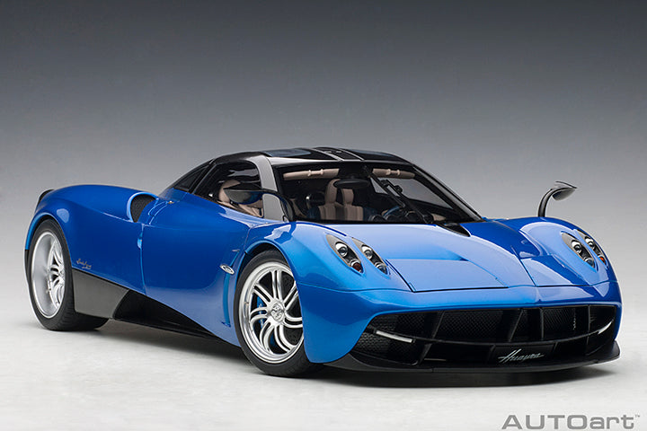 12232 PAGANI HUAYRA (METALLIC BLUE/SILVER WHEELS)