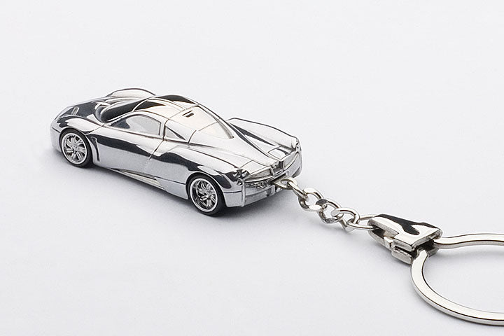 41603 PAGANI HUAYRA (ALUMINUM CAR KEYCHAIN)