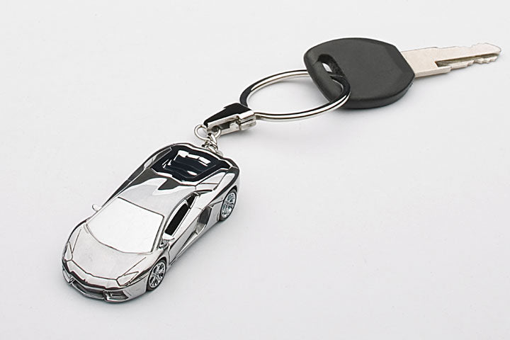 41605 LAMBORGHINI AVENRADOR LP700-4 (ALUMINUM CAR KEYCHAIN)