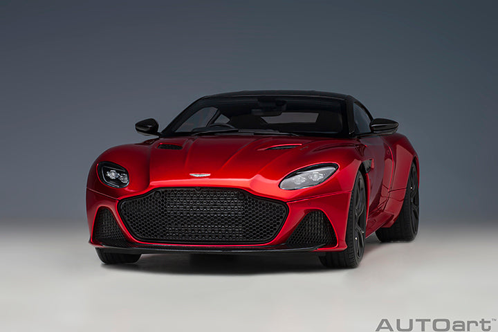 70293 ASTON MARTIN DBS SUPERLEGGERA (HYPER RED)