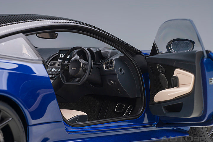 70294 ASTON MARTIN DBS SUPERLEGGERA (ZAFFRE BLUE)
