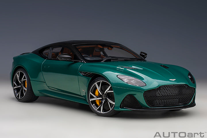 70297 ASTON MARTIN DBS SUPERLEGGERA (ASTON MARTIN RACING GREEN)