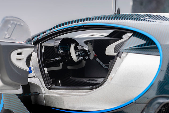 70987 BUGATTI VISION GRAN TURISMO (SILVER/BLUE CARBON)