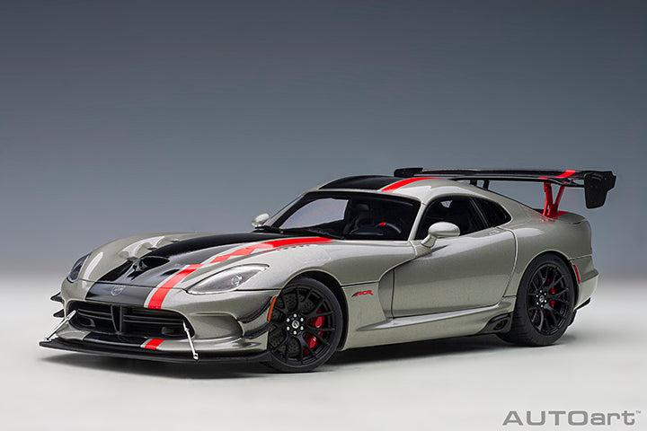 71733 DODGE VIPER ACR 2017 (BILLET SILVER METALLIC W/ BLACK STRIPES)