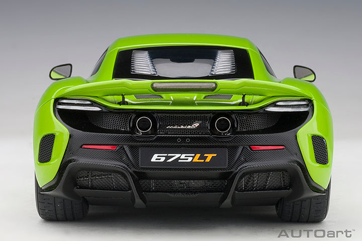 76049 McLAREN 675LT (NAPIER GREEN)