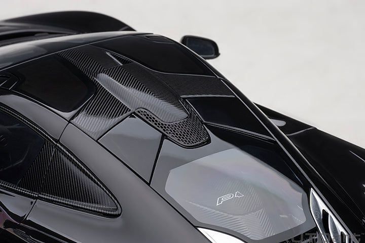 76065 McLAREN P1 (FIRE BLACK W/ RED/BLACK INTERIOR)