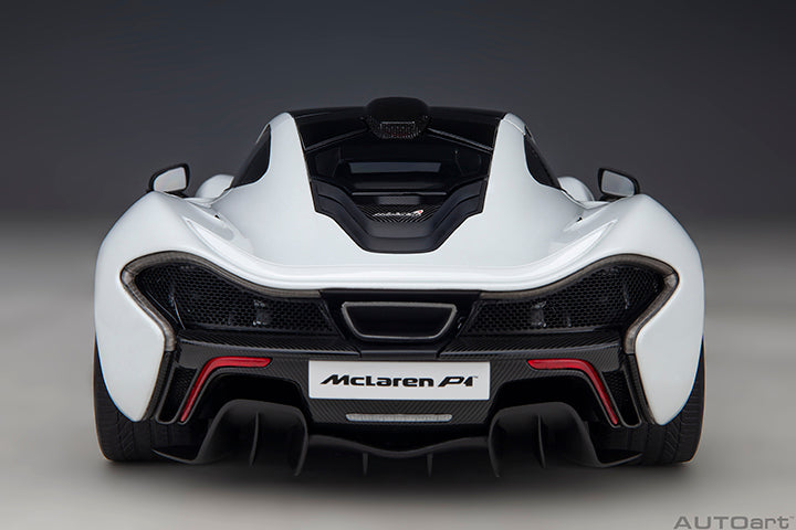 76066 McLAREN P1 (ALASKAN DIAMOND WHITE W/ BLUE/BLACK INTERIOR)
