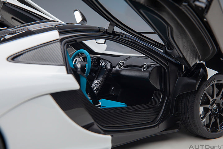 76066 McLAREN P1 (ALASKAN DIAMOND WHITE W/ BLUE/BLACK INTERIOR)