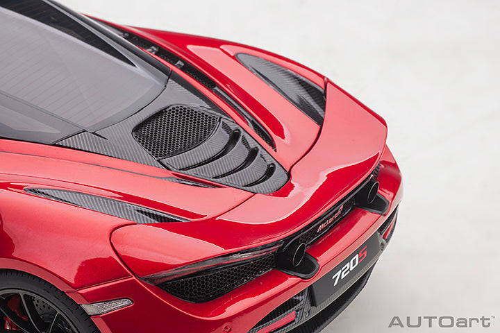 76072 McLAREN 720S (MEMPHIS RED/METALLIC RED)