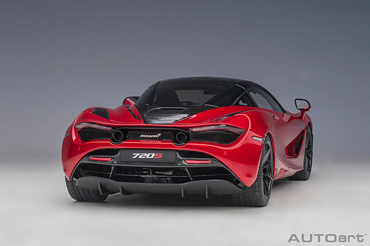 76072 McLAREN 720S (MEMPHIS RED/METALLIC RED)