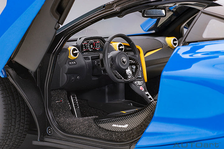 76073 McLAREN 720S (PARIS BLUE/METALLIC BLUE)