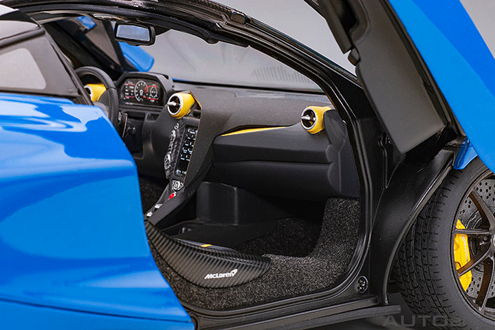 76073 McLAREN 720S (PARIS BLUE/METALLIC BLUE)