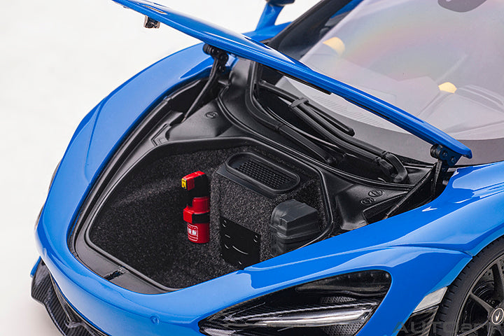 76073 McLAREN 720S (PARIS BLUE/METALLIC BLUE)