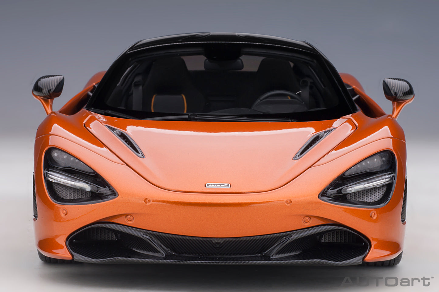 76074 McLAREN 720S (AZORES/METALLIC ORANGE)